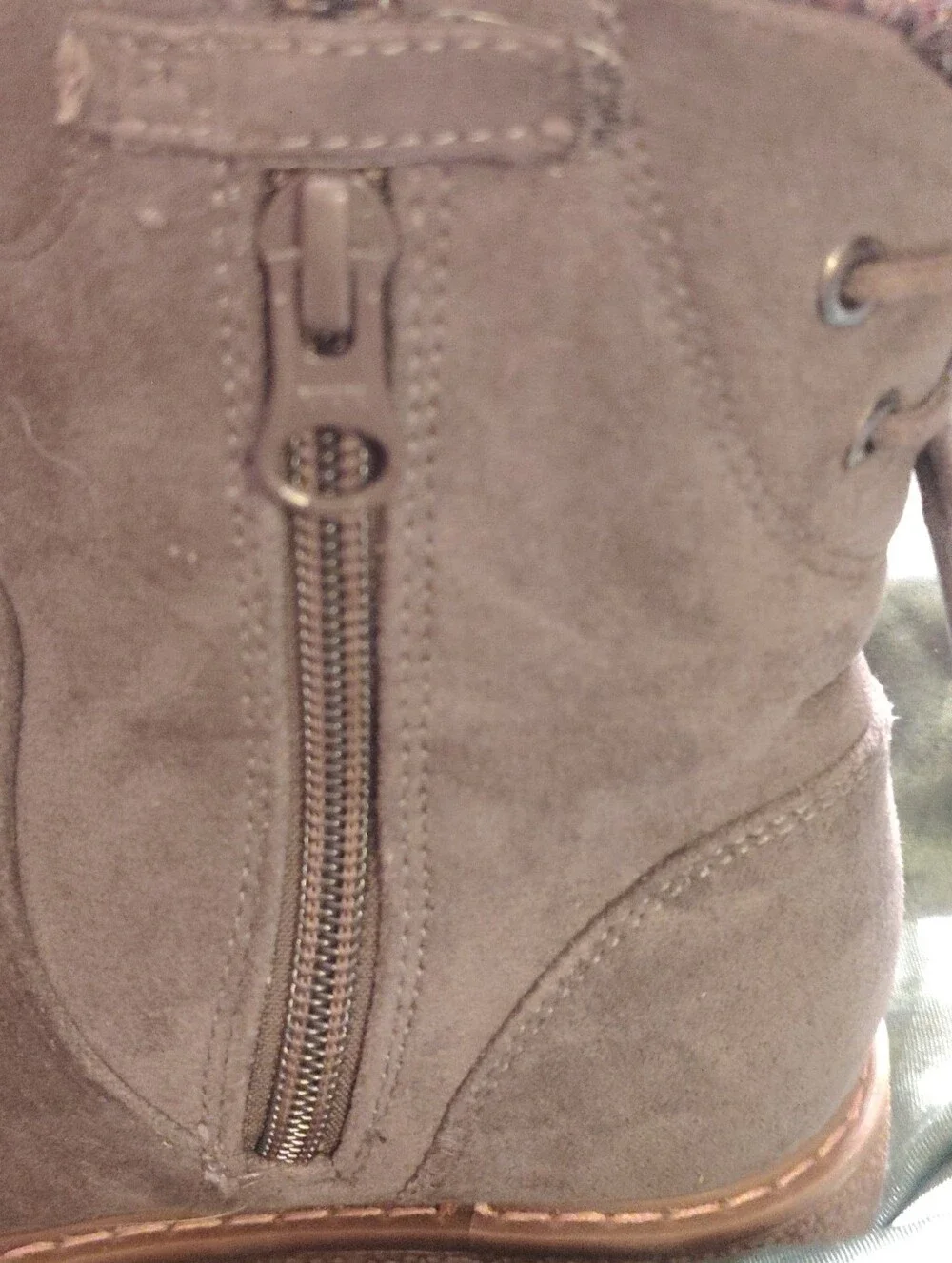 Target Girls Size 10 Grey Faux Suede Side Zip Winter Boots Sweater Cuff Back Tie